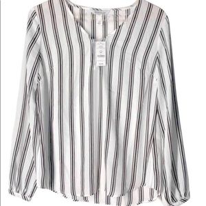 White House black market nwt button front blouse